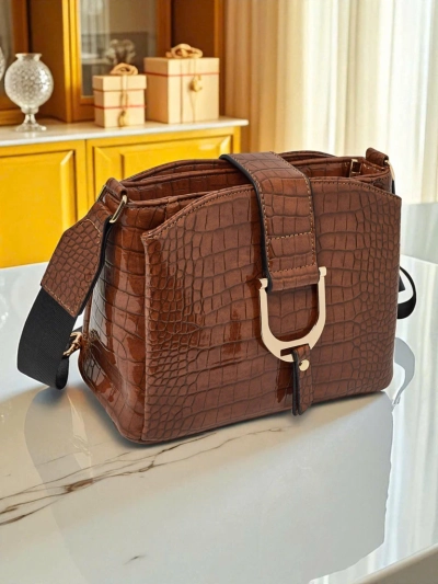 Patent small women's handbag made of faux leather Gilded Night