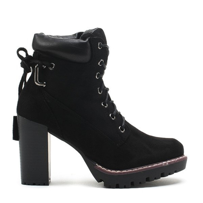 Czarne botki na słupku - Obuwie