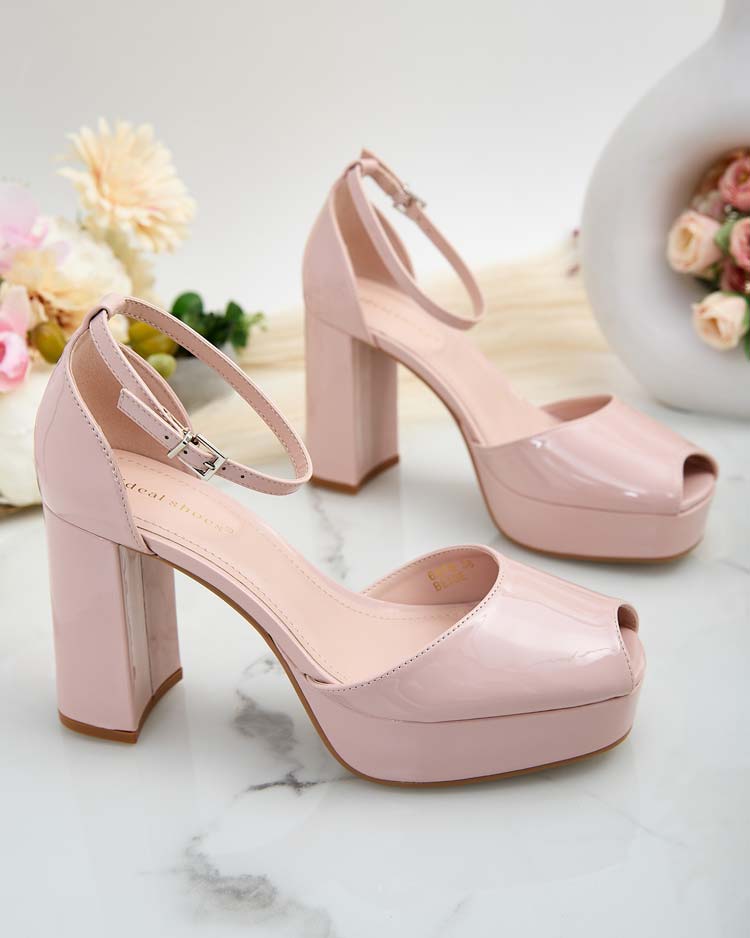 Royalfashion Sieviešu sandales Lefeyoa ar lakotu pēcpusi