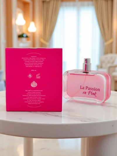 Awa di Perfume pa Dama Inspirá La Passion en Pink
