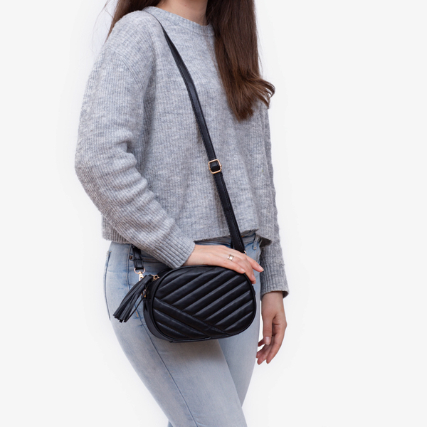 Ladies' black quilted handbag - Accessories