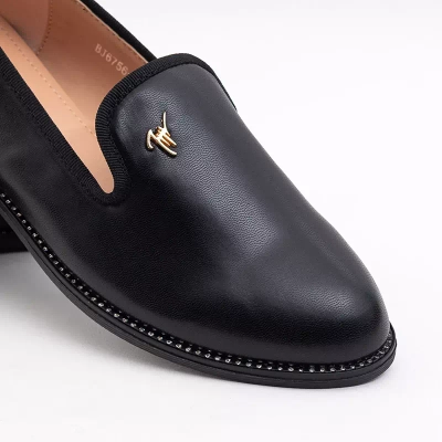 OUTLET Classic women's black Axba moccasins - Footwear