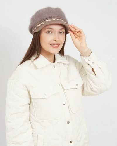 Royalfashion Women's beret with a peak