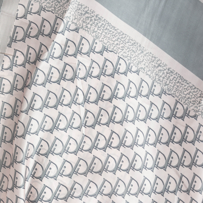 Pink women's scarf with print - Accessories