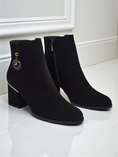 Ботильоны женские матовые на каблуке-столбике Vioi