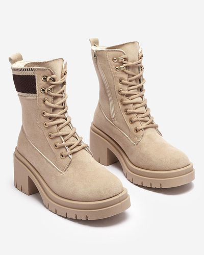 Light brown trapper boots on a post Koidoo- Obuwie