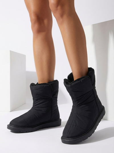 Luna Elegante Winter Ankle Boots in Black