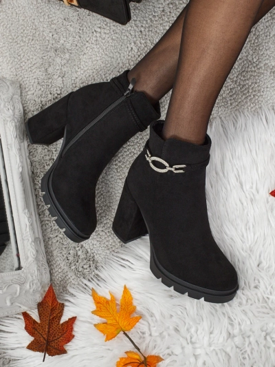 Luna Black Elegant Everyday Ankle Boots