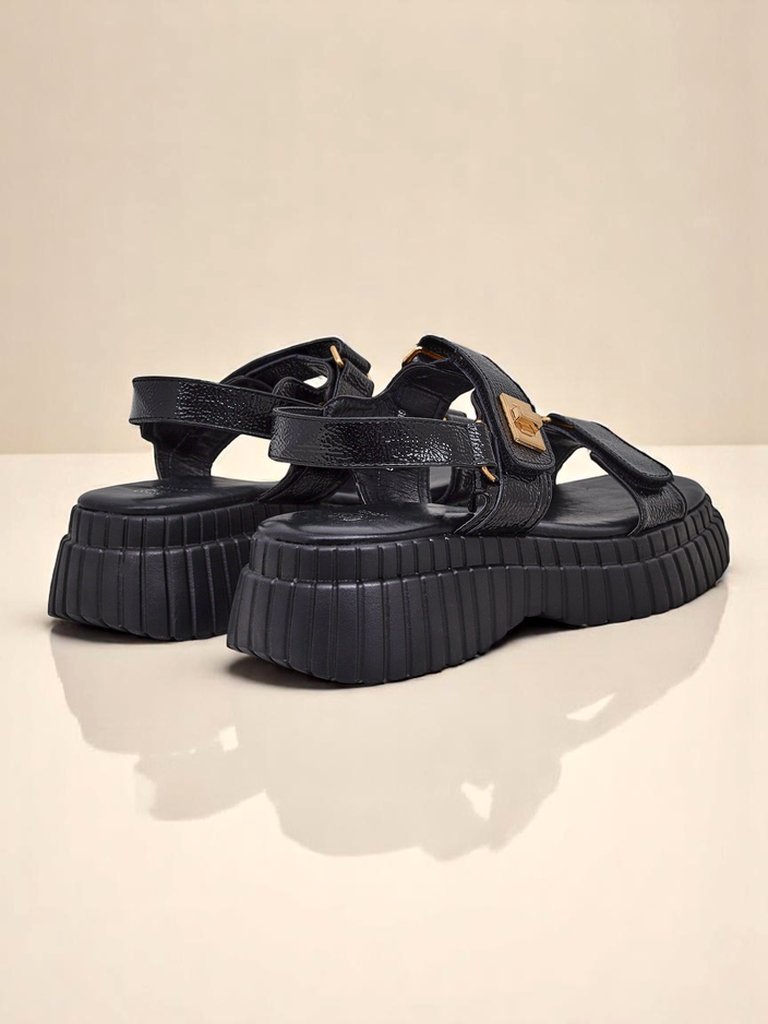 Royalfashion Женские сандалии на толстой подошве Aganda