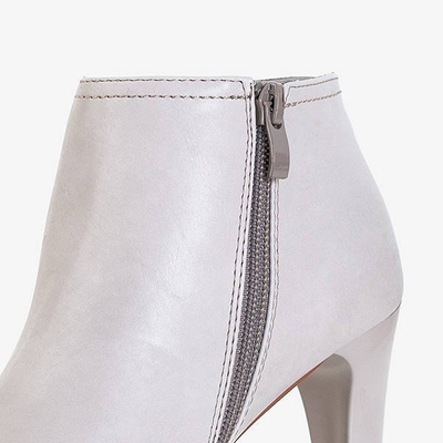 OUTLET Light gray women's boots on a high heel Lotega - Footwear