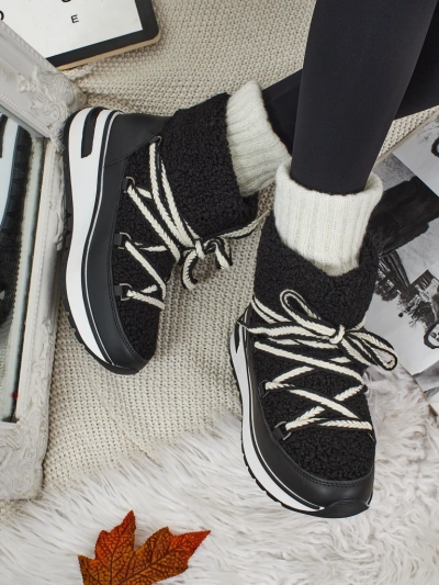 Women's snow boots with fur Verruna