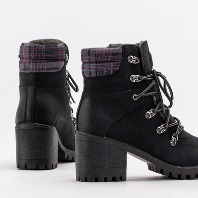 OUTLET Black women's boots on the post Royaltan - Footwear
