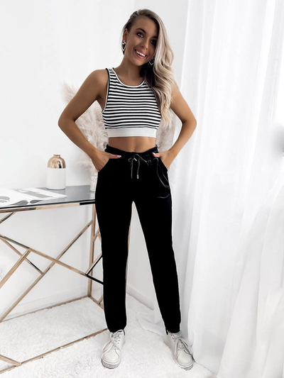 Sieviešu velūra treniņtērpi melnā krāsā PLUS SIZE- Apģērbi