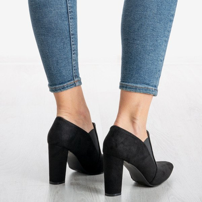 Black boots on the upper Prisha post - Footwear 1