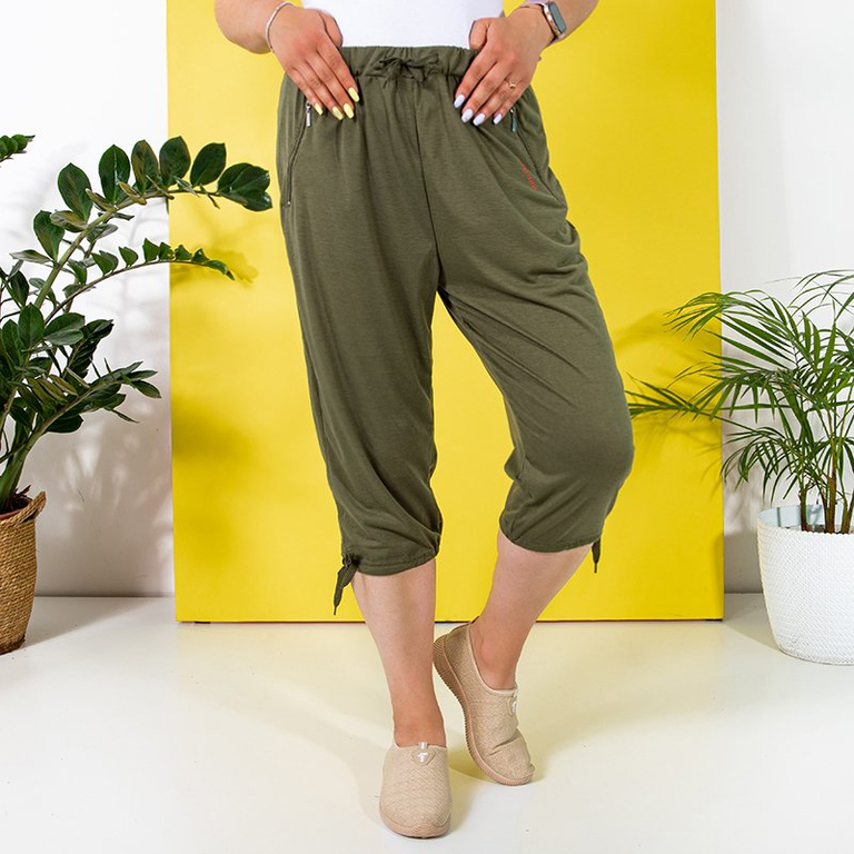 Women's green 3/4 PLUS SIZE shorts - Clothing