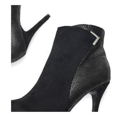 Czarne botki na szpilce a'la skóra węża Bettyne - Obuwie