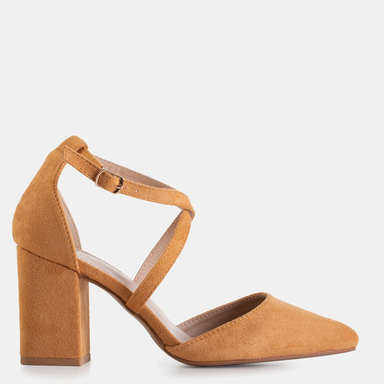 Brown pumps on the Baressa post - Footwear