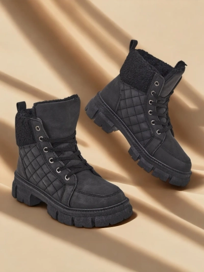 Royalfashion Melni sieviešu siltinātie trapper zābaki Hogenaf