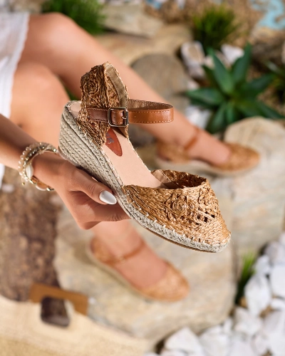 Royalfashion Braided women's sandals on heels in camel color Gluzja