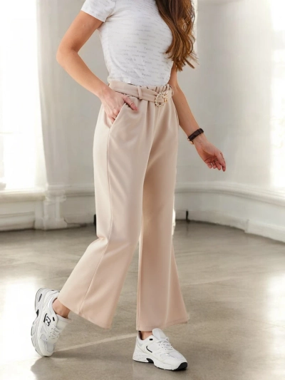 Royalfashion Platas sieviešu auduma bikses ar dekoratīvu jostu
