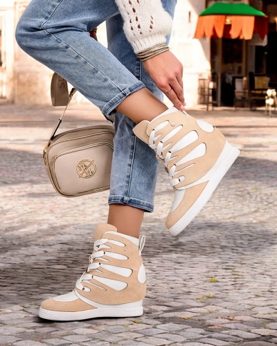 Royalfashion Sieviešu sportiskie zābaki uz papēža Pamstinsa