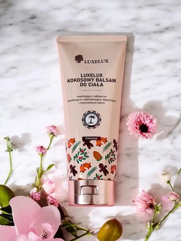 Luxelux Ziemassvētku ķermeņa balzams ar kokosriekstu aromātu 300 ml