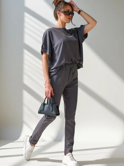 Royalfashion Sieviešu kokvilnas komplekts ar īsām piedurknēm un taisnām biksēm