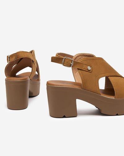 OUTLET Women's eco suede camel sandals on the Mihele post - Footwear