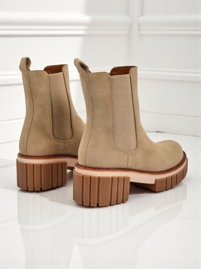 Amber Walk ankle boots with block heels made of eco-nubuck