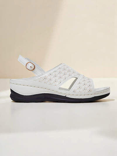 Royalfashion Женские босоножки на низкой танкетке Comfort Chic