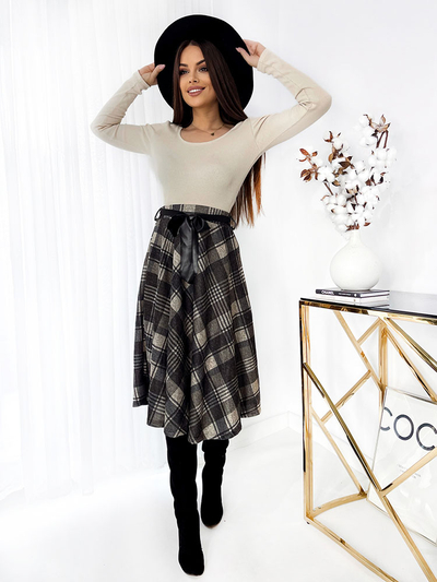 Royalfashion Pelēks sieviešu pīrāgu midi svārki