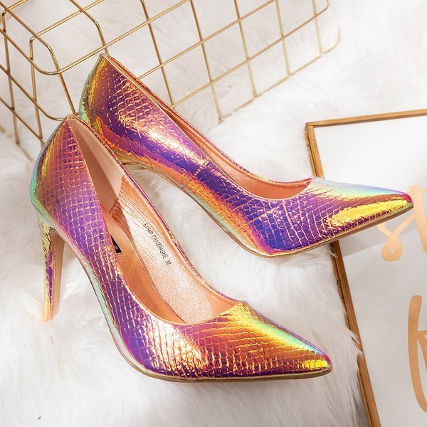 Holographic pink stilettos a'la snake skin Las Vegas - Footwear 1