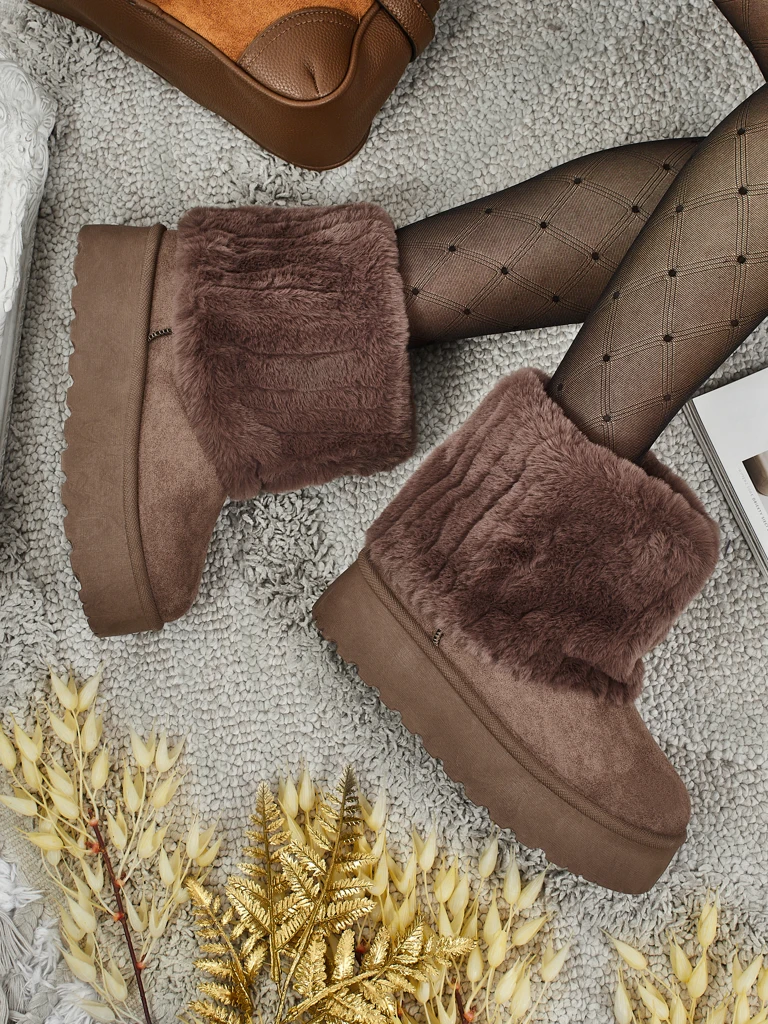 Sieviešu a'la sniega zābaki ar kažokādu Irelle