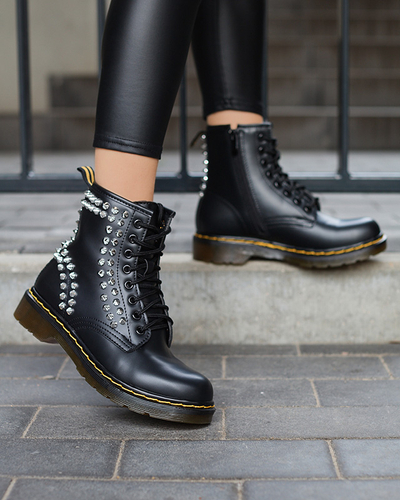 Workers women's boots with black studs Operias - Footwear