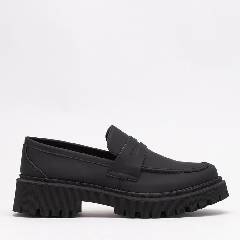 Black women's shoes Vanocio - Footwear