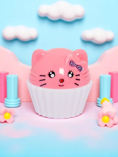 Children’s lip balm with a kitten in a cupcake – moisturizes and regenerates