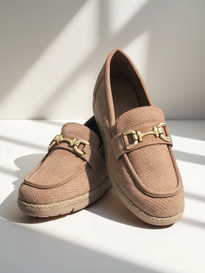 Royalfashion Women's flat shoes with a decoration on the toe