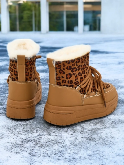 Royalfashion Women's laced snow boots Moniuc