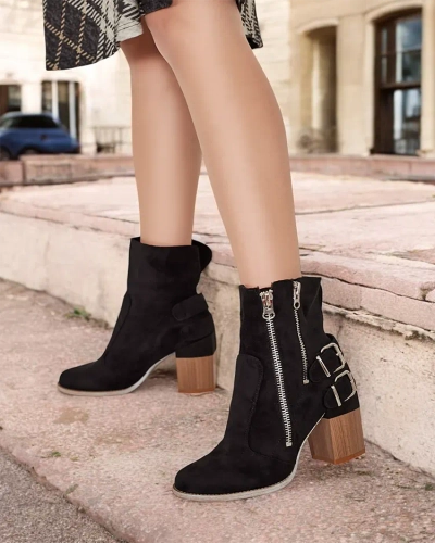 Women's boots on the post in black Ferrgo- Footwear