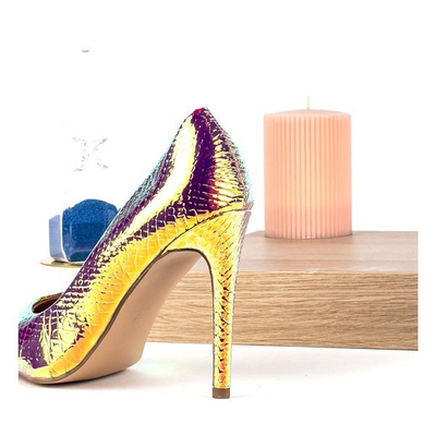 Holographic pink stilettos a'la snake skin Las Vegas - Footwear 1