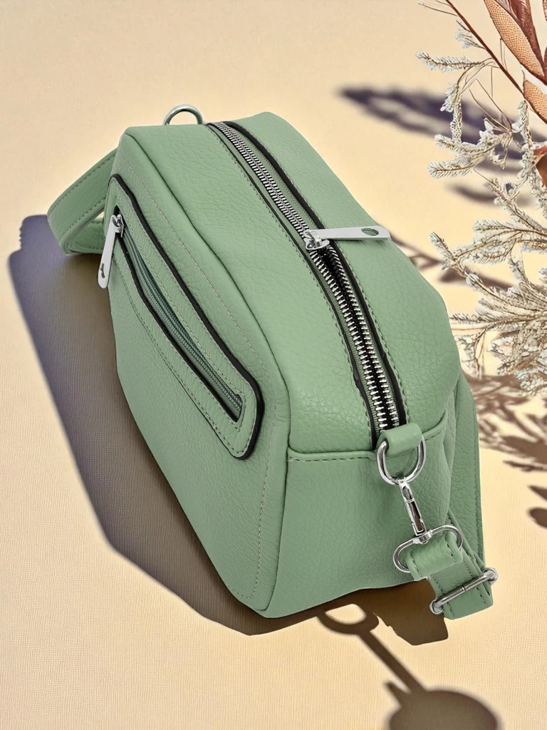 Royalfashion Small women's handbag made of eco leather Hera Vitale