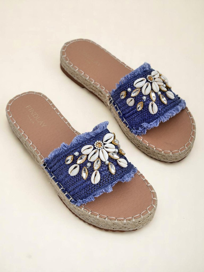 Royalfashion Calista summer flip-flops – light blue with shells on a flat sole