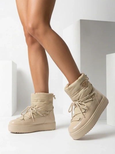 Royalfashion Women's slip-on boots a'la snow boots in light brown Vevnose