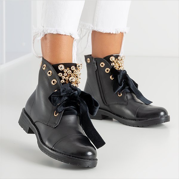 Black bags with Havelte decorations - Footwear