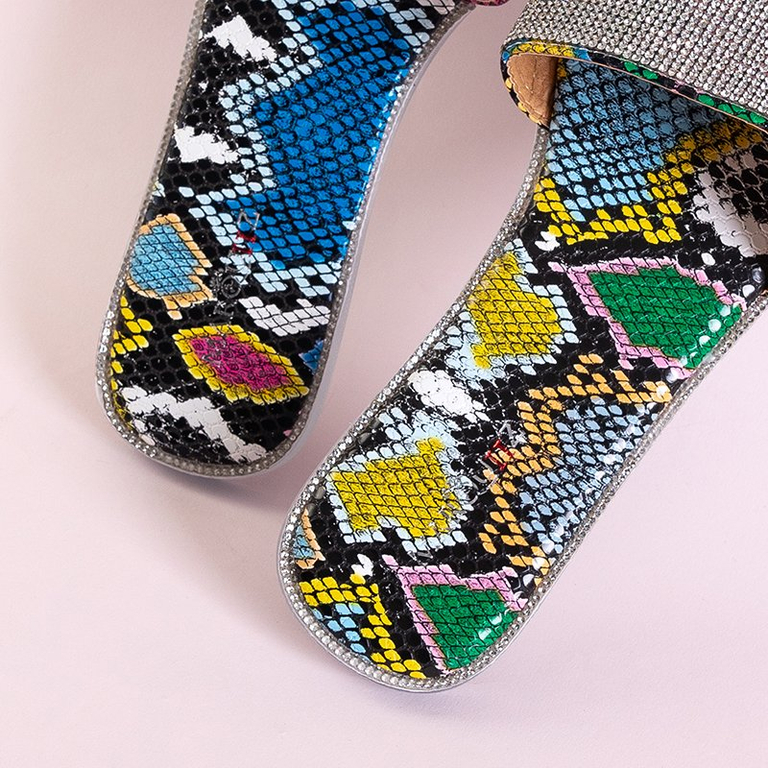 Colorful women's slippers with embossing a'la snake skin Oncho - Footwear