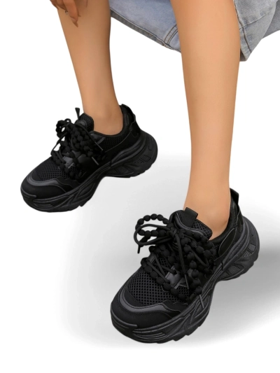 Royalfashion Women's sporty sneakers on a thicker sole Loness