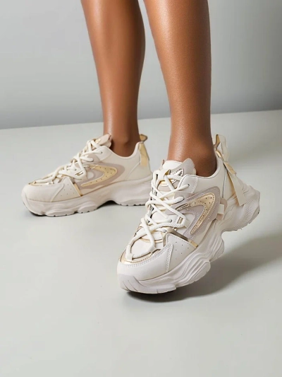 Royalfashion Women's sports sneakers on a thicker sole Quua