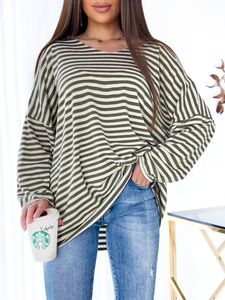 cream || dark green