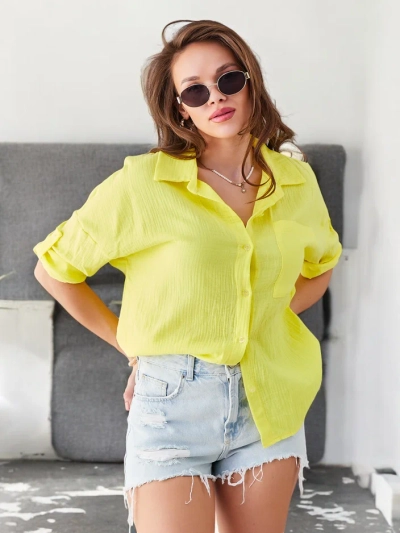 Royalfashion Kokvilnas sieviešu krekls ar reljefu un V veida kaklu ar 3/4 piedurknēm