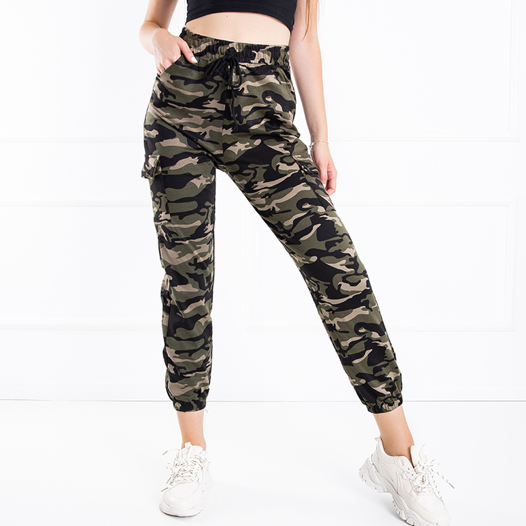 Dark green women's sweatpants in a moro pattern - Clothing